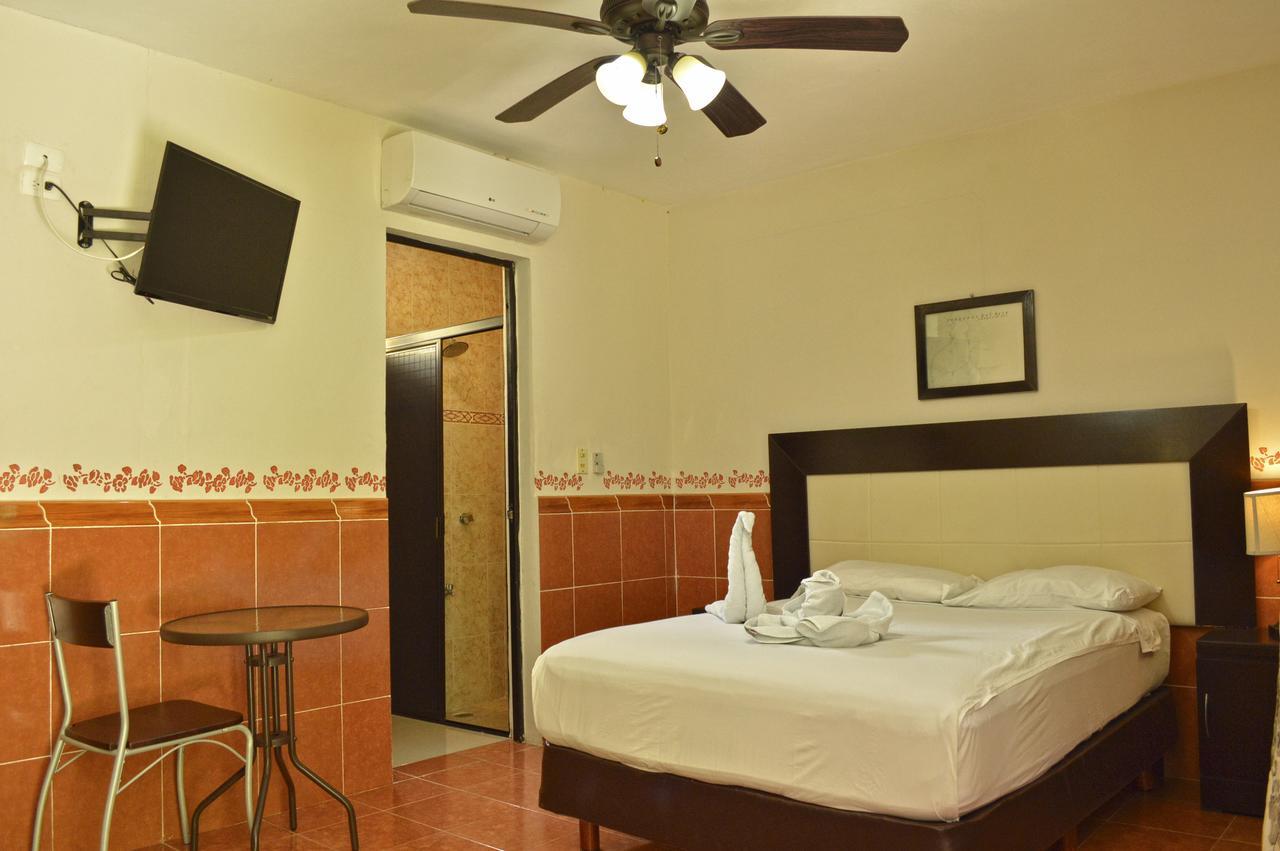Hotel Quinta Marciala Mx วัลลาโดลิด ภายนอก รูปภาพ